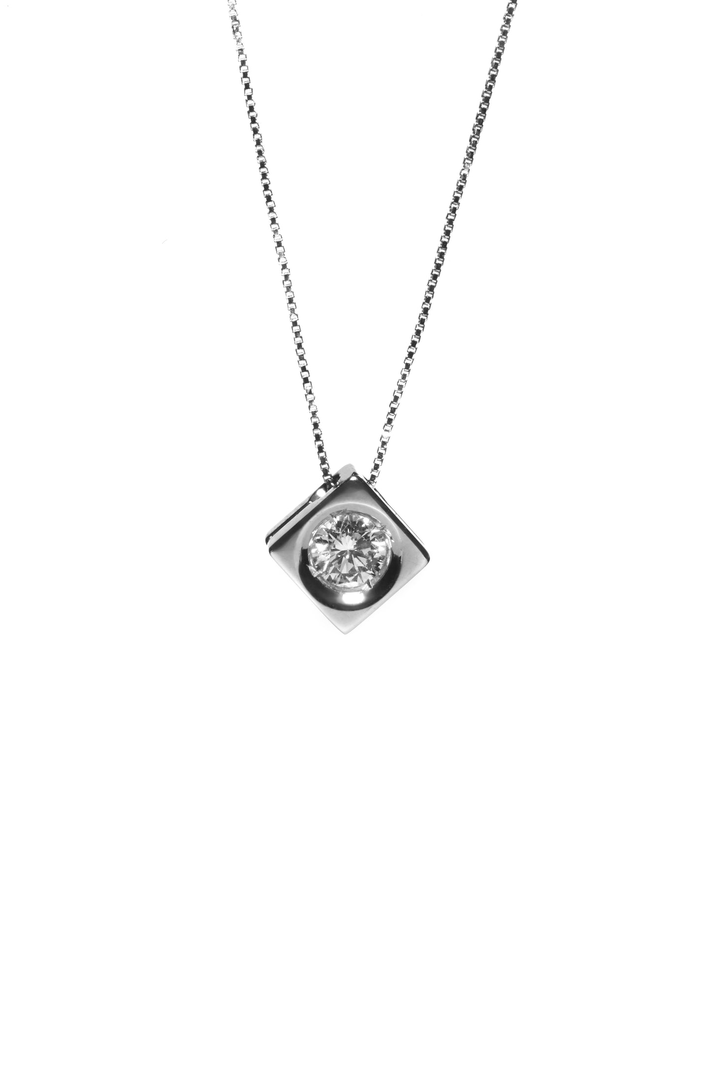 Collana punto luce in oro bianco 18k a rombo ct.006