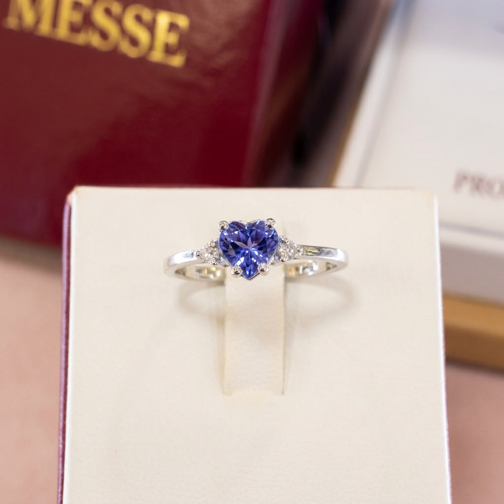Anello Promesse Tanzanite Diamanti