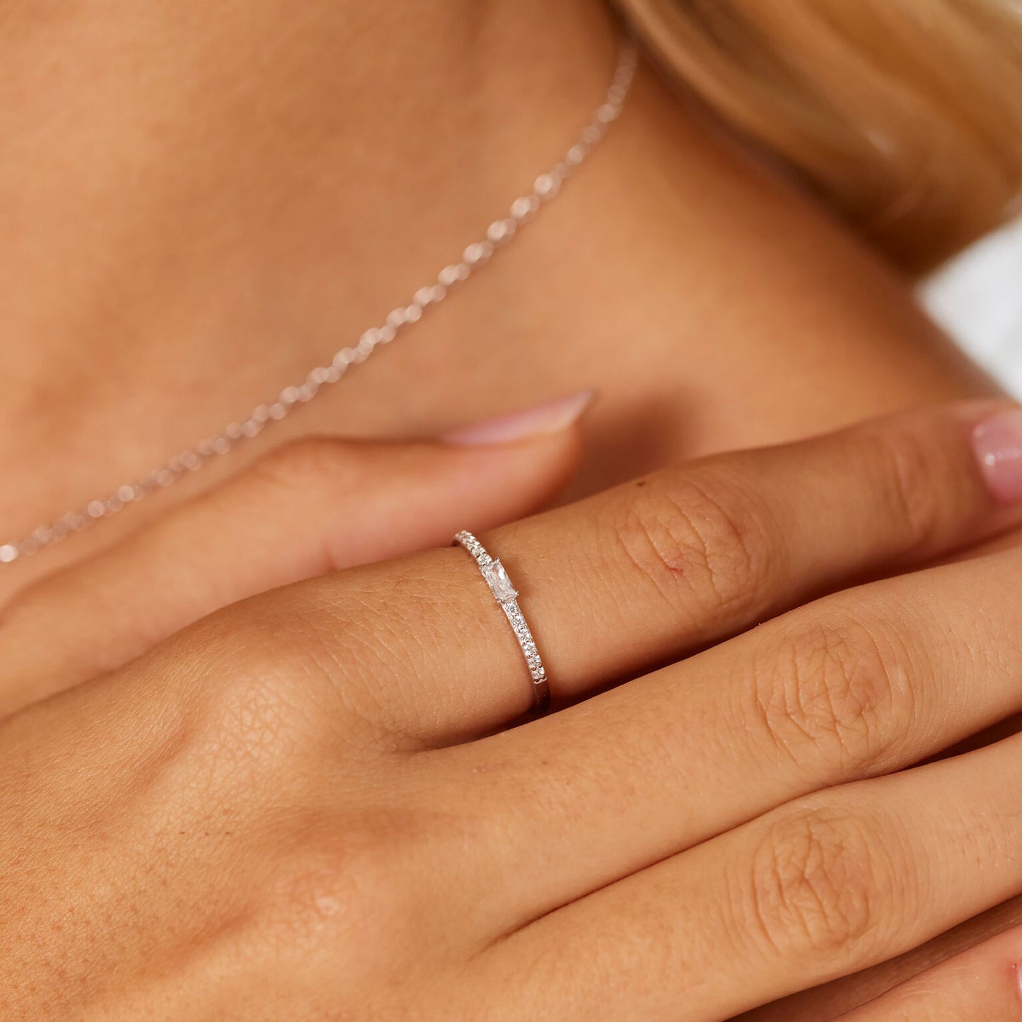 Anello fedina Brosway Fancy in argento con zirconi bianchi